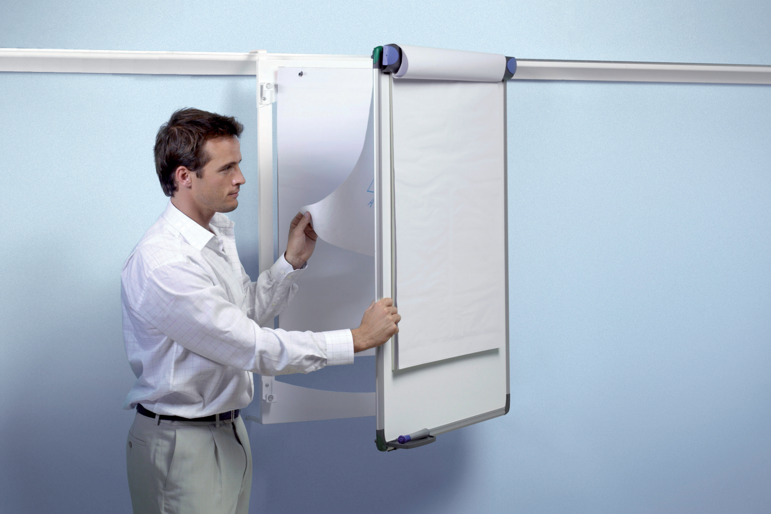 Nobo Pro-Rail Flipchart Holder 190123