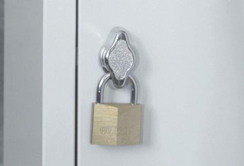 Butterfly lock (padlock not supplied), for use on locker doors. Butterfly lock (padlock not supplied), for use on locker doors.