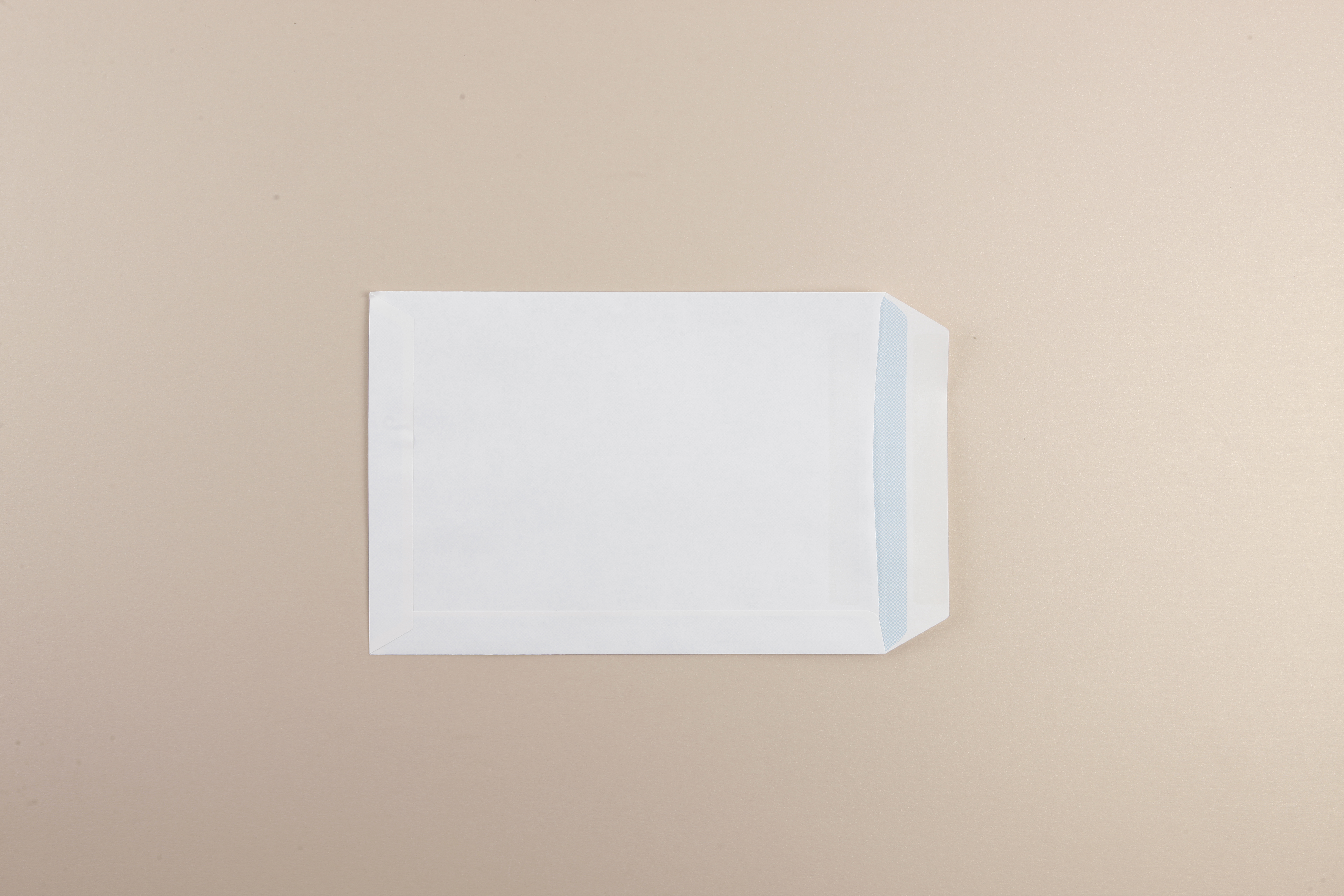 White Wove Envelope C5 Medium Weight Self Seal Boxed 500