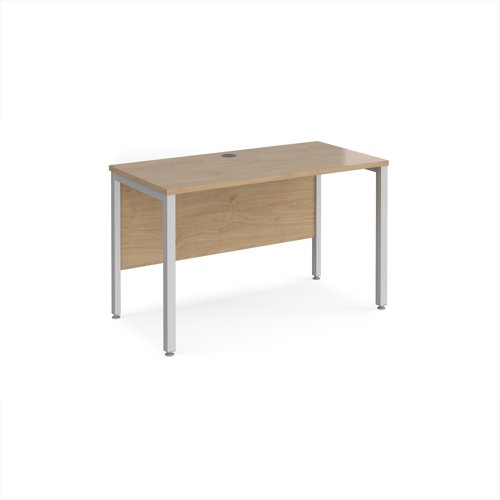 Maestro 25 straight desk 1200mm x 600mm - silver bench leg frame, Kendal Oak top Maestro 25 straight desk 1200mm x 600mm - silver bench leg frame, Kendal Oak top