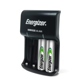 ENERGIZER USB CHARGER UK BP WITH 4 X AA