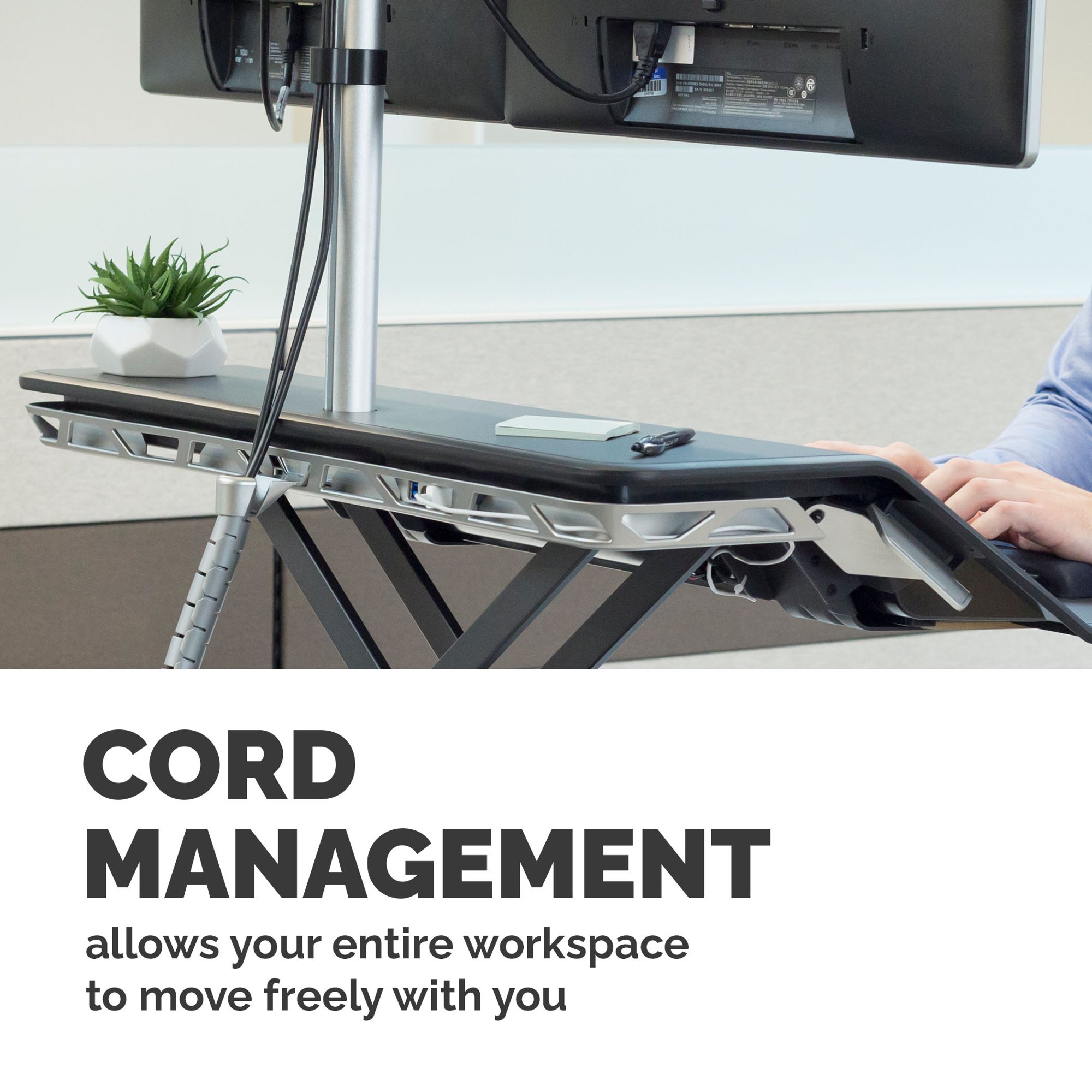 Wavebone HEADQUARTER Z Ergonomic Studio Workstation with