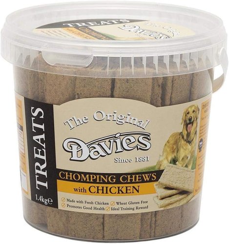 Davies Chomping Chews Chicken 1.4kg Resealable Tub Davies Chomping Chews Chicken 1.4kg Resealable Tub