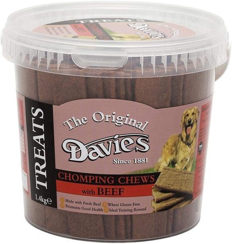 Davies Chomping Chews Beef 1.4kg Resealable Tub Davies Chomping Chews Beef 1.4kg Resealable Tub
