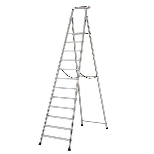 Extra heavy duty aluminium step ladders Extra heavy duty aluminium step ladders