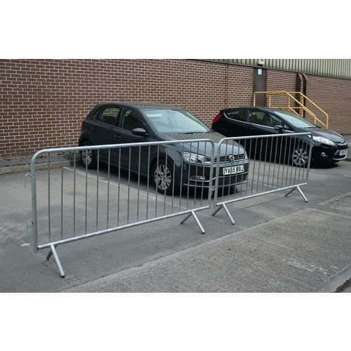 Fixed leg crowd control barriers Fixed leg crowd control barriers