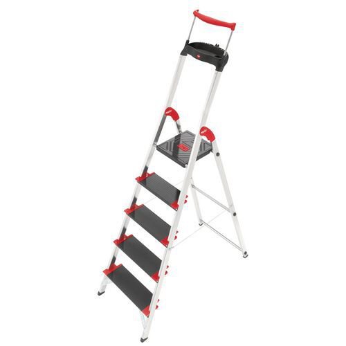 Heavy duty, deep tread aluminium steps with extending handrail Heavy duty, deep tread aluminium steps with extending handrail