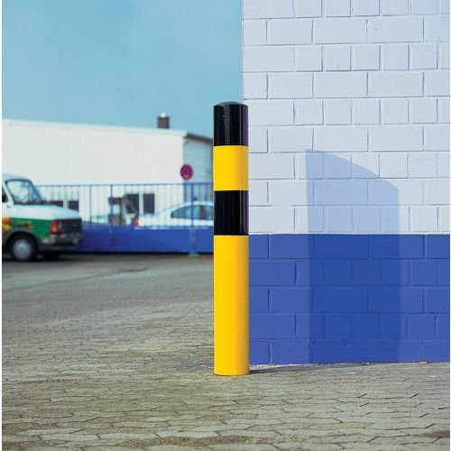 Heavy duty steel protection bollards Heavy duty steel protection bollards