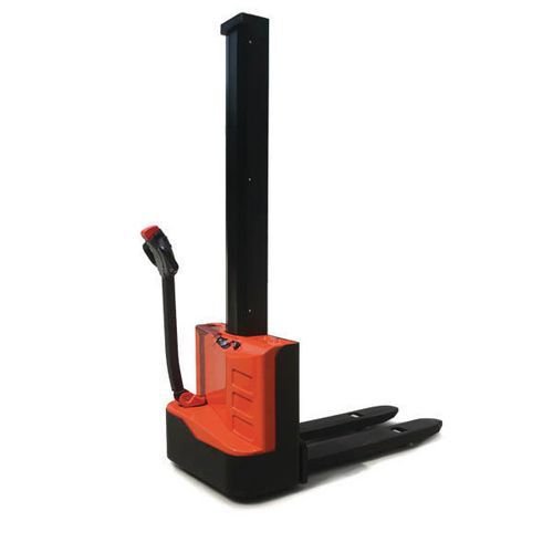 Battery powered pallet stackers Battery powered pallet stackers