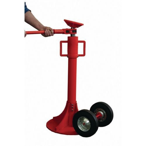 Trailer safety support Trailer safety support