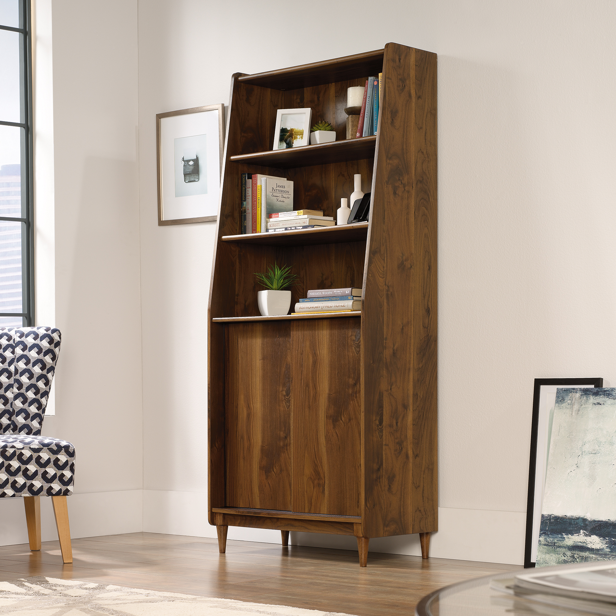 HAMPSTEAD PARK WIDE BOOKCASE WALNUT