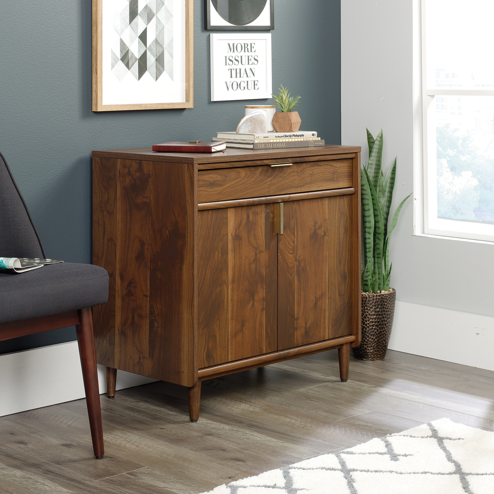 5421115 CLIFTON PLACE STORAGE SIDEBOARD