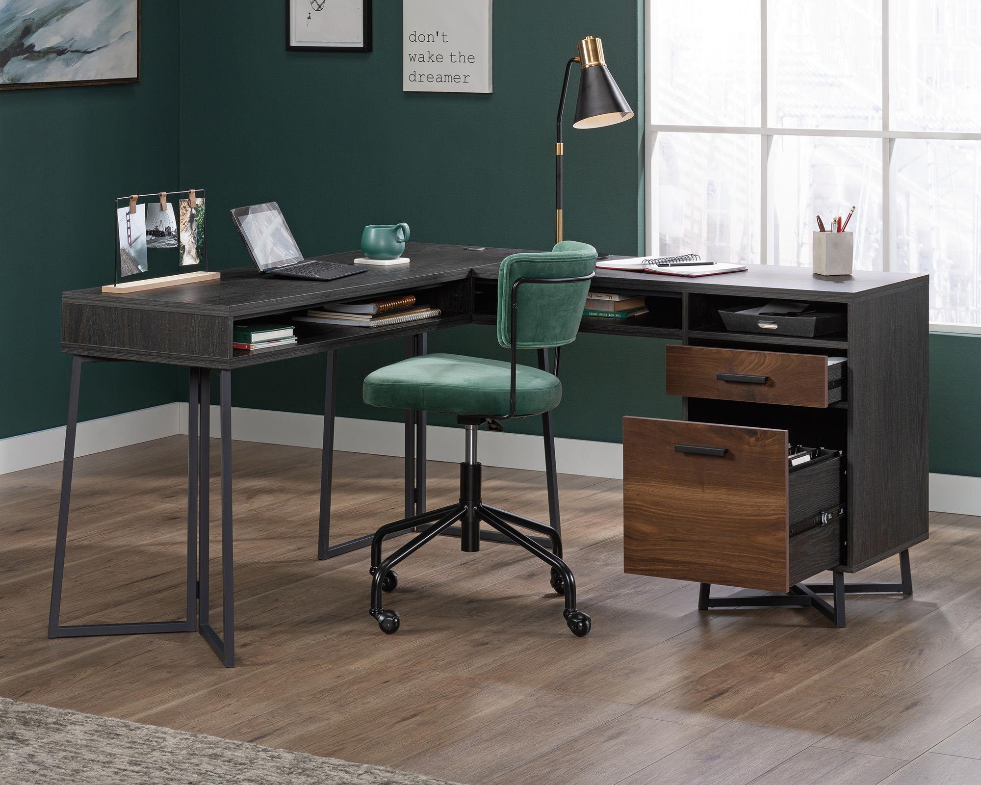 5431209 CANYON LANE L-SHAPED DESK