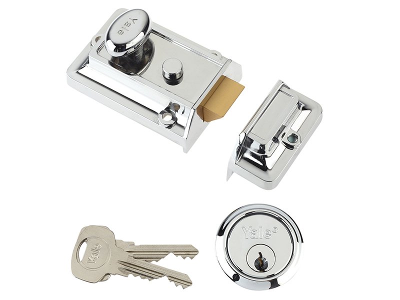 YAL P77 TRADITIONAL NIGHTLATCH 60MM BACK