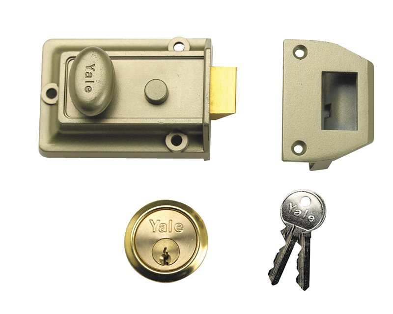 YAL P77 TRADITIONAL NIGHTLATCH 60MM BACK