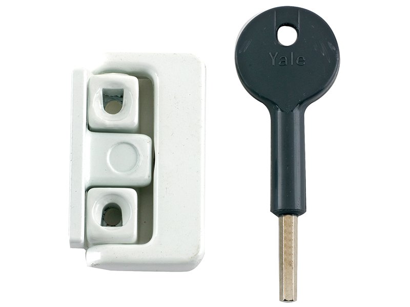 YAL 8K101 WINDOW LATCH ELECTRO BRASS FIN